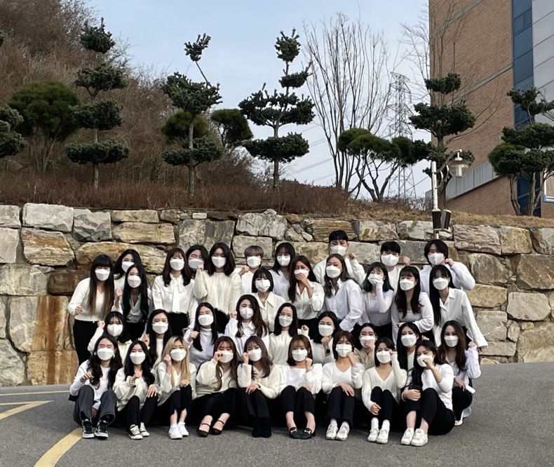 19학번 졸업 단체사진